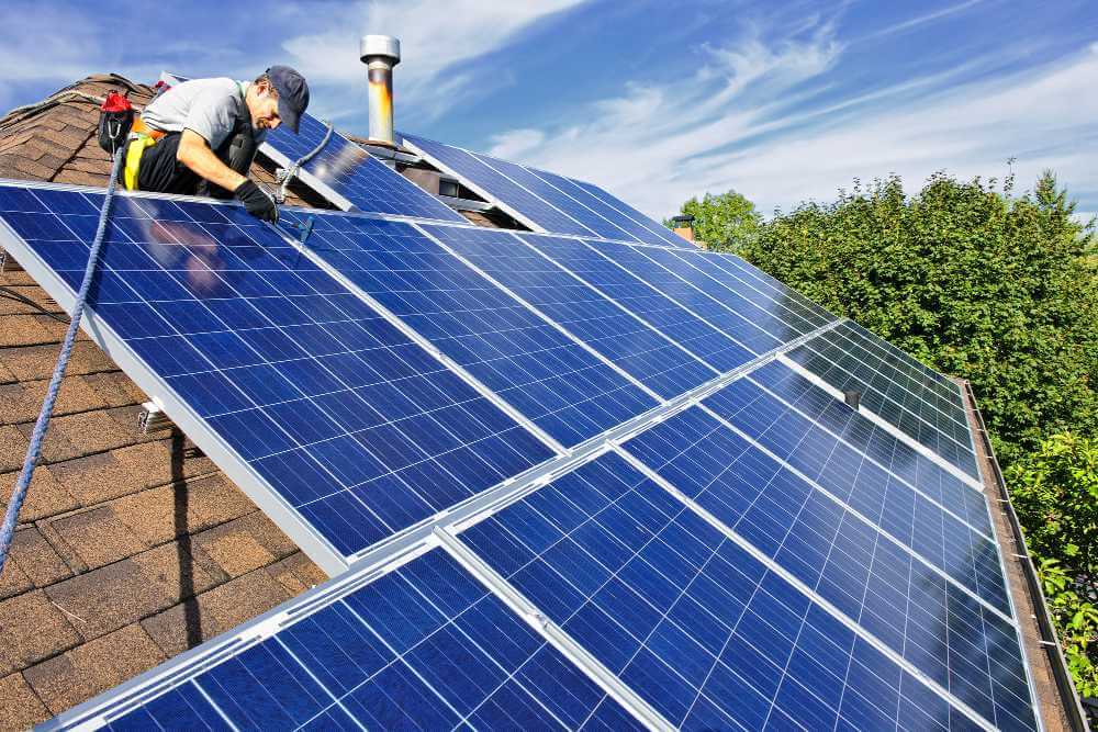 solar-panels-roof-requirements-installation